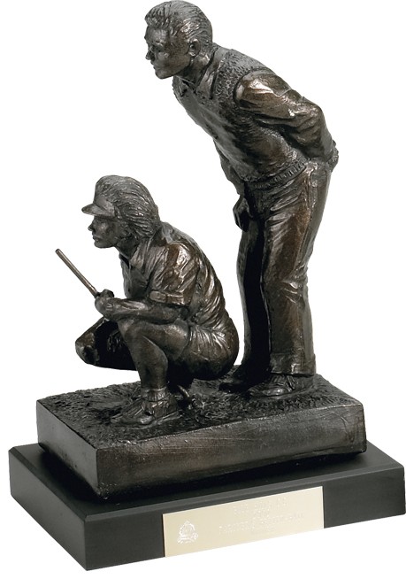 Antique bronze mixed golf partners sculpture on black wood base - 9"