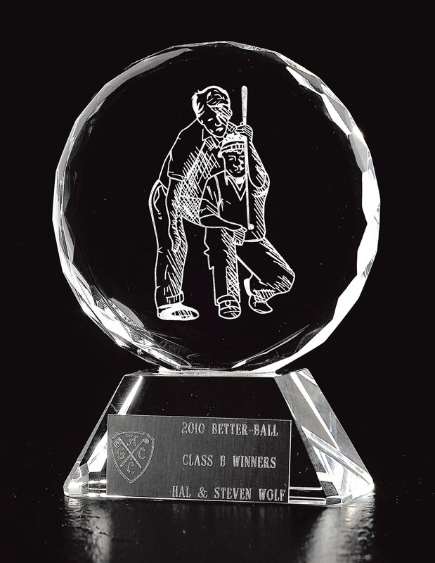 Optical crystal round award with etched male golf partners - 5 3/4" ht.